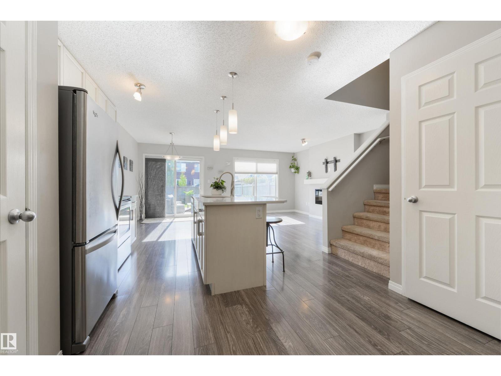 2315 68 ST SW — photo 6