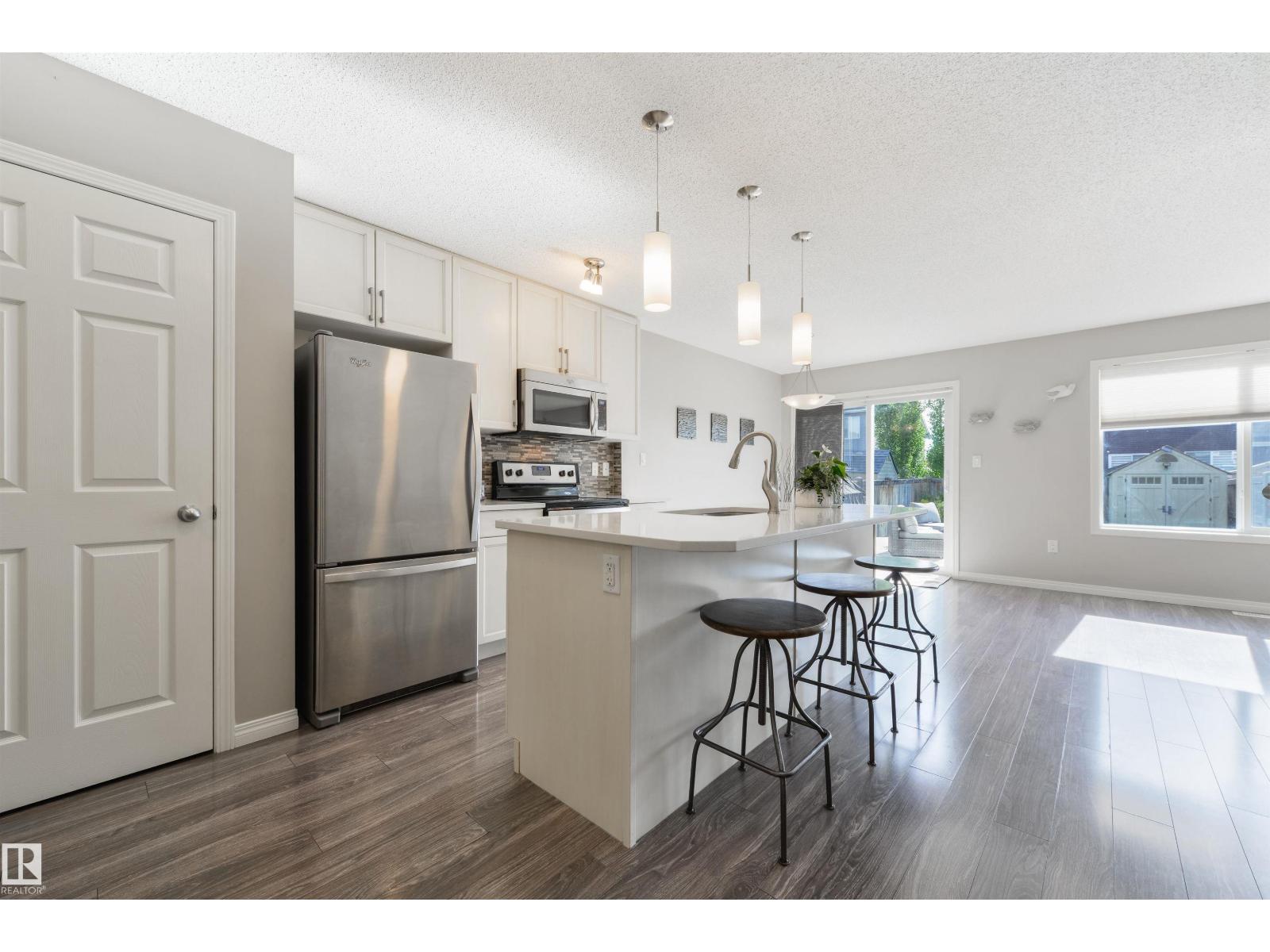 2315 68 ST SW — photo 7