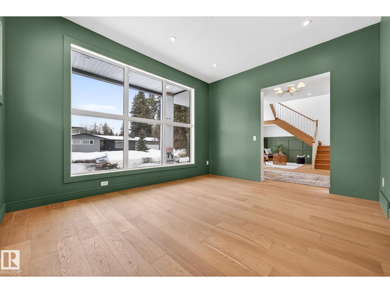 14004 89A AV NW - 9