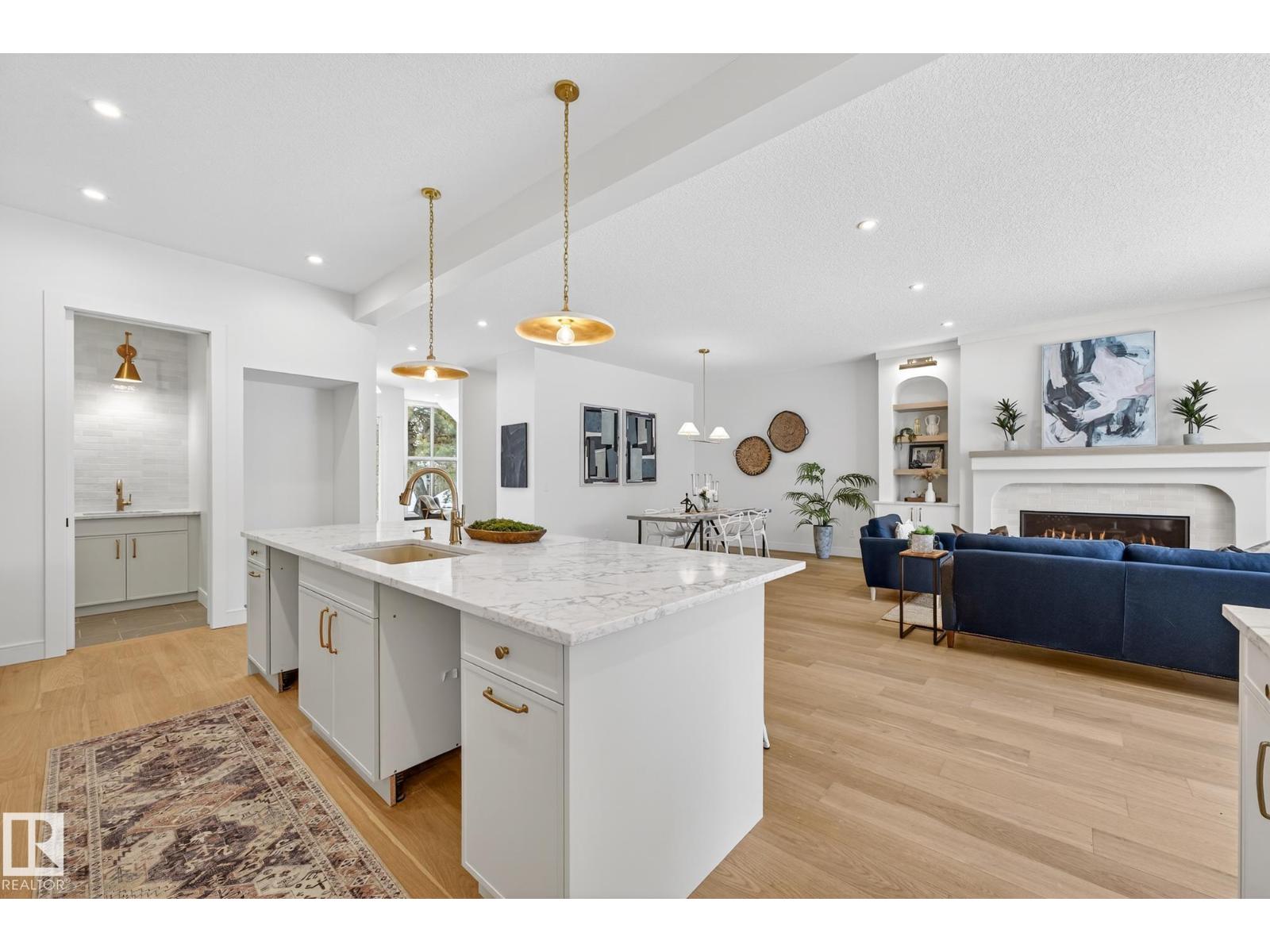 14004 89A AV NW - 15