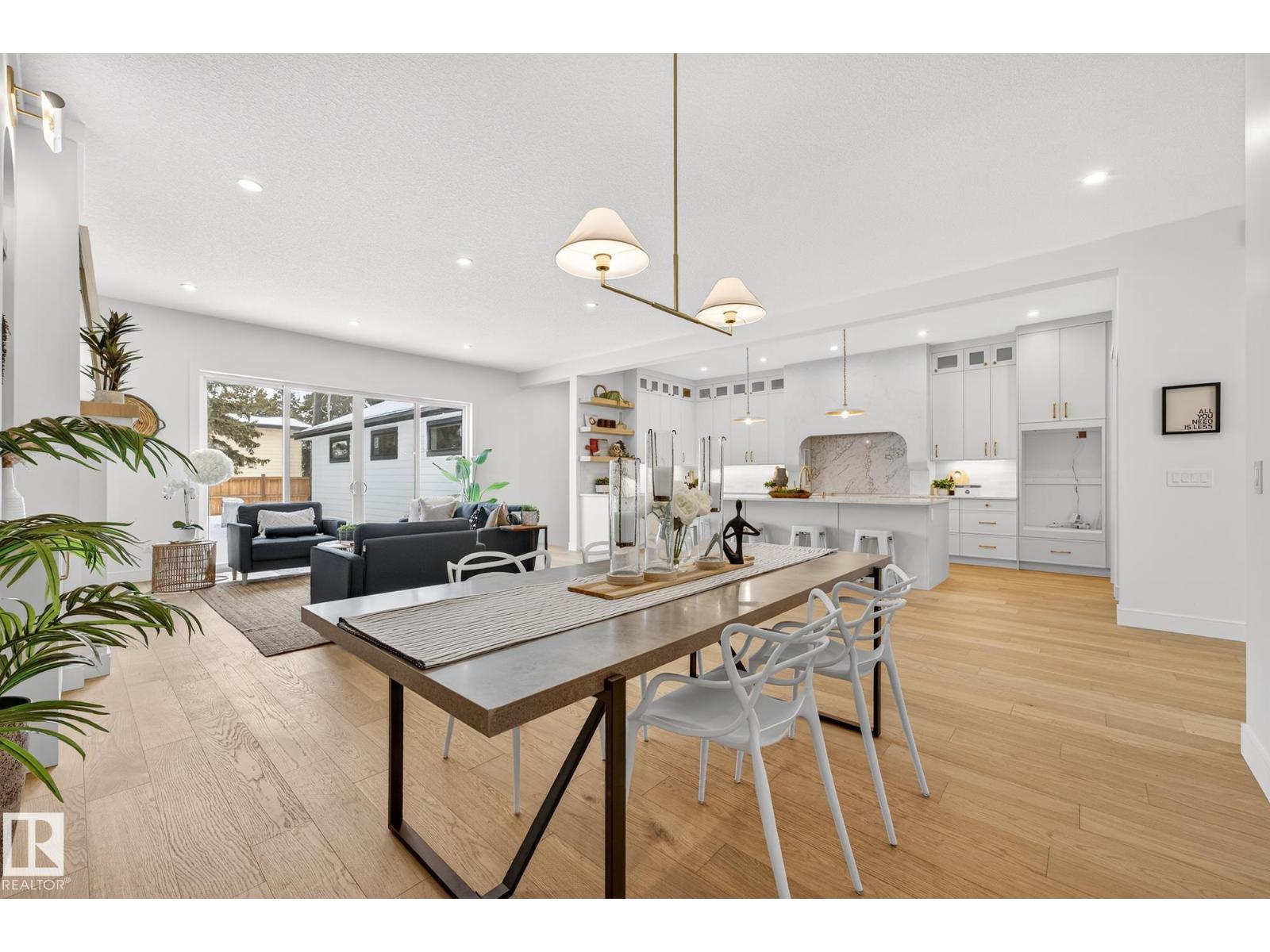 14004 89A AV NW - 23