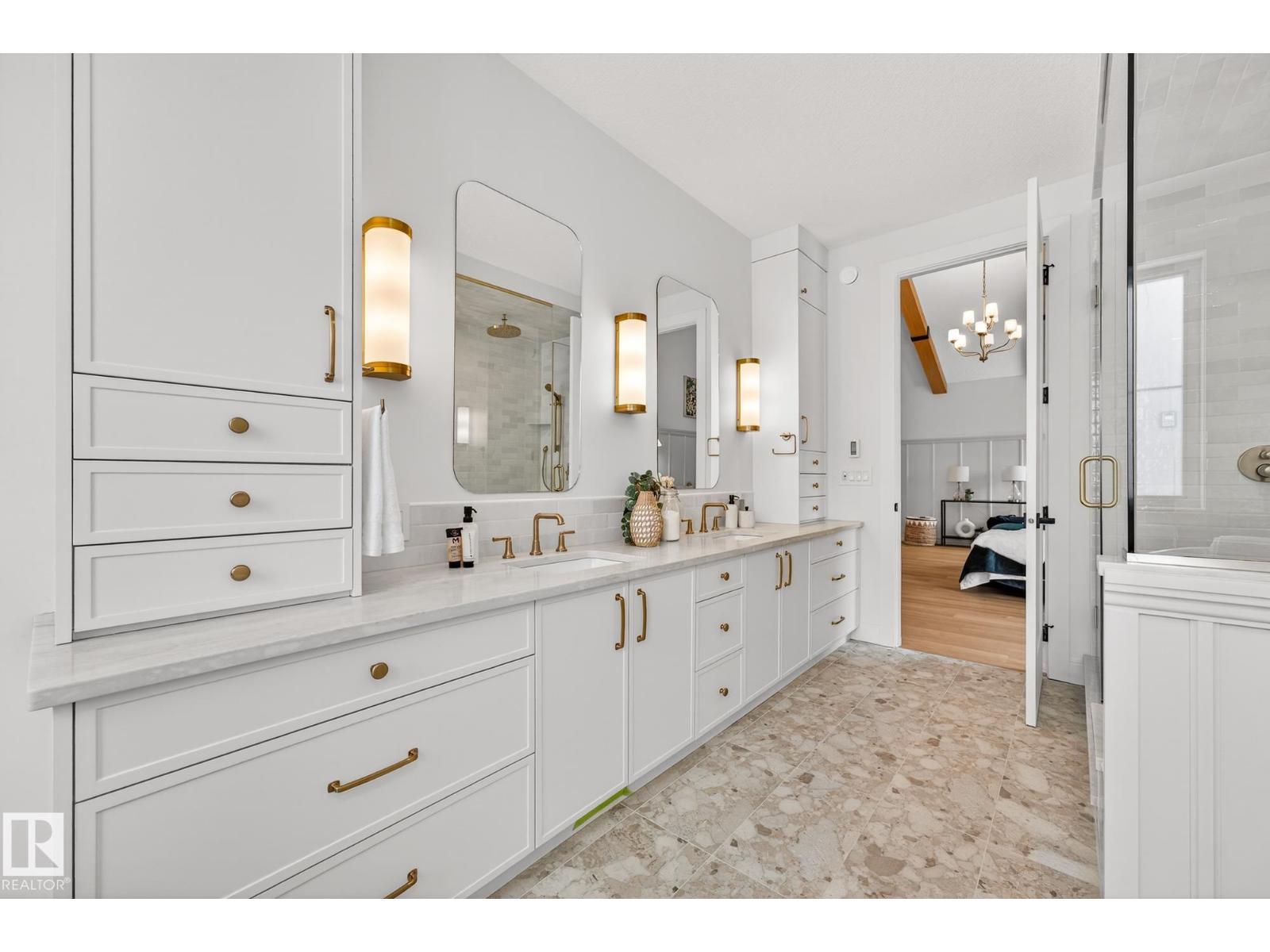 14004 89A AV NW - 36