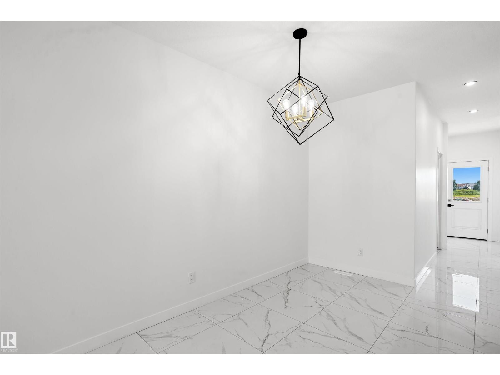 4225 63 ST - 17