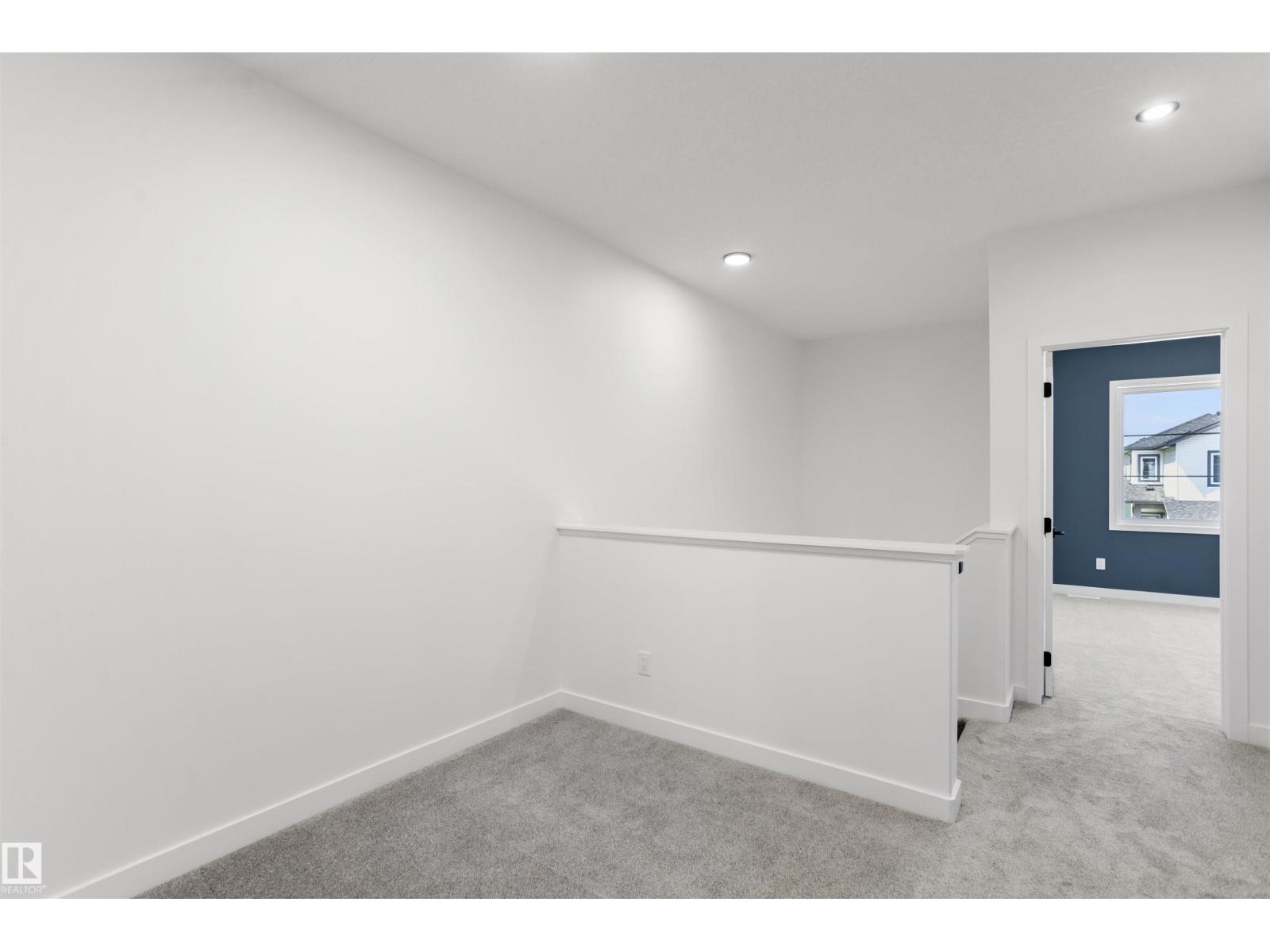 4225 63 ST - 27
