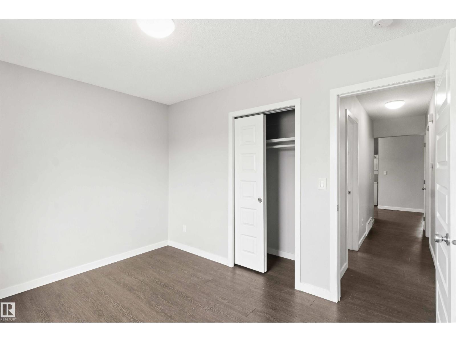8123 8125 83 AV NW - 22