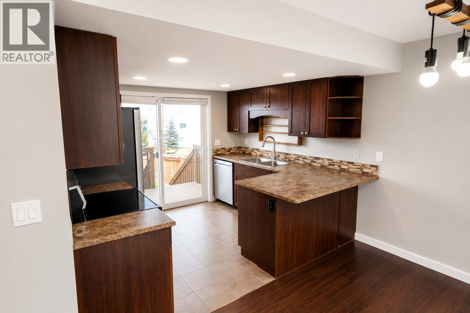 8506 85 STREET - 4