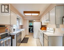 4 305 Decaire Street, Coquitlam, BC V3K4Z6 Photo 10