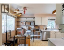 4 305 Decaire Street, Coquitlam, BC V3K4Z6 Photo 7