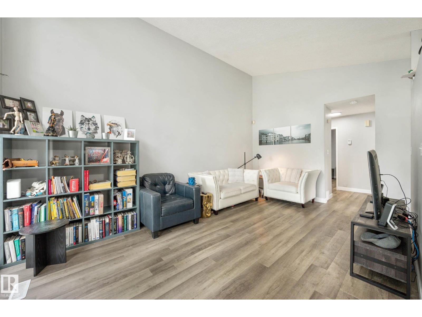 11828 & 11830 45 ST NW - 5