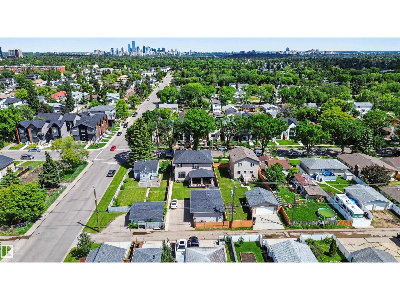 9746 153 ST NW - 10