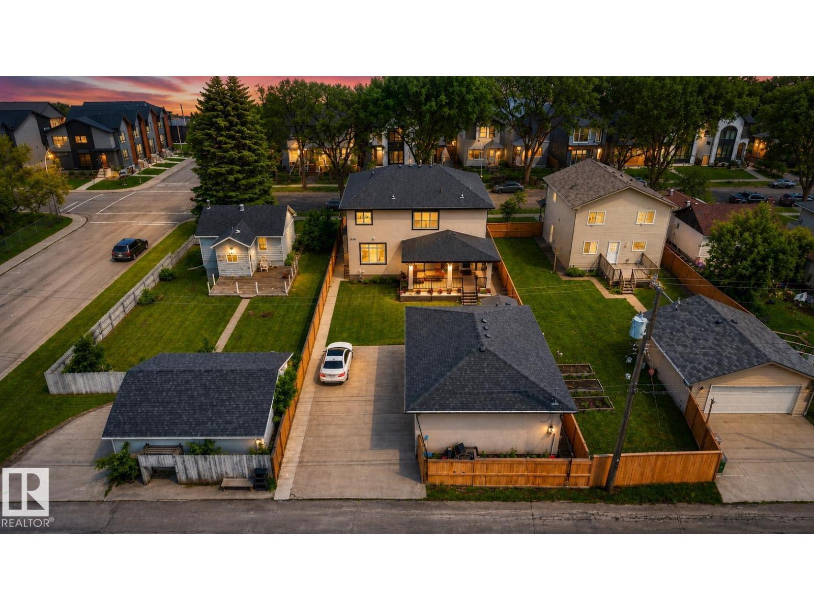 9746 153 ST NW - 7