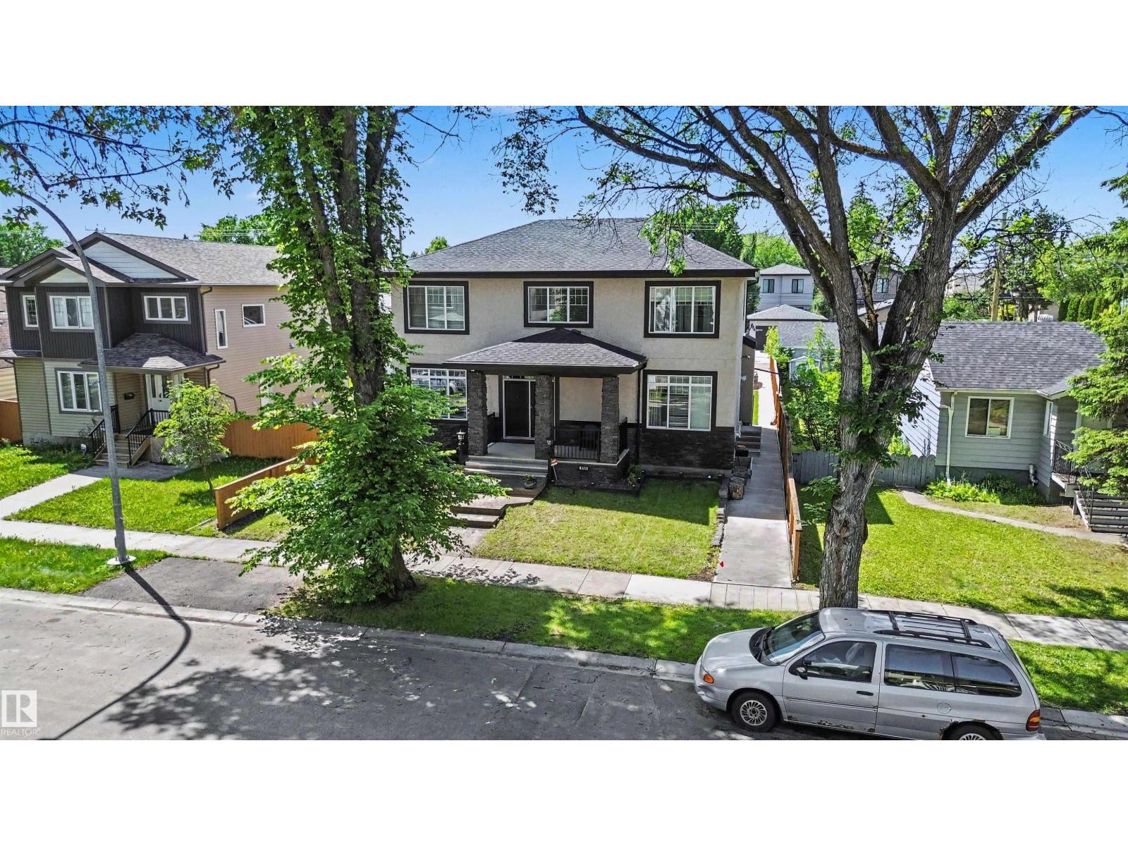 9746 153 ST NW - 2
