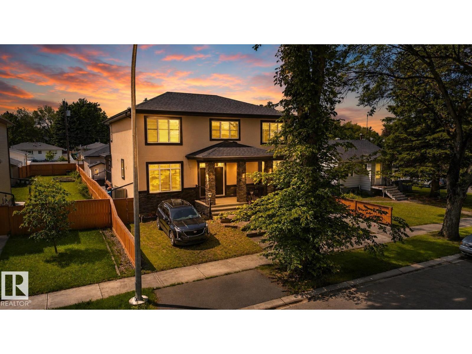 9746 153 ST NW - 4