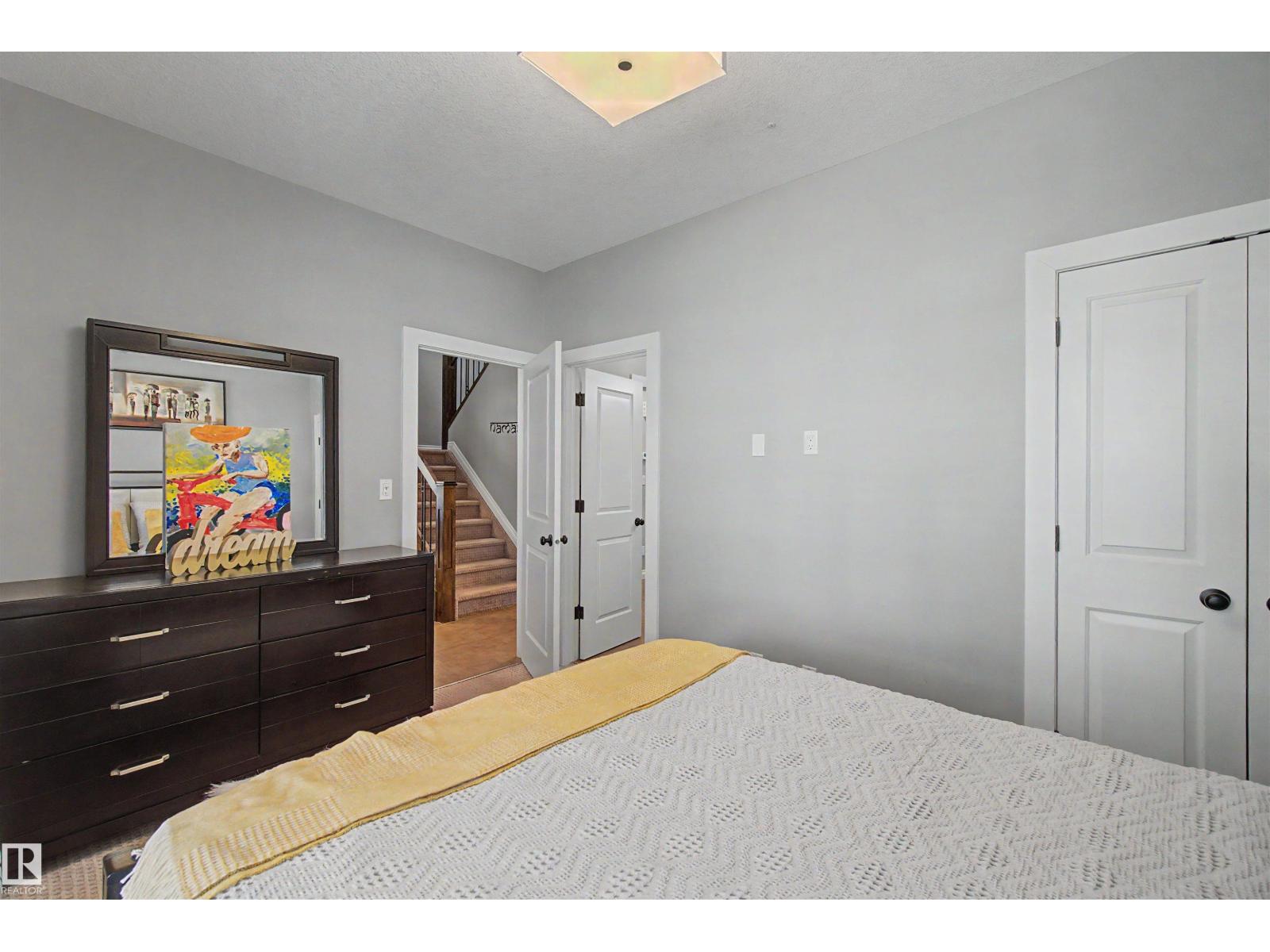 9746 153 ST NW - 37