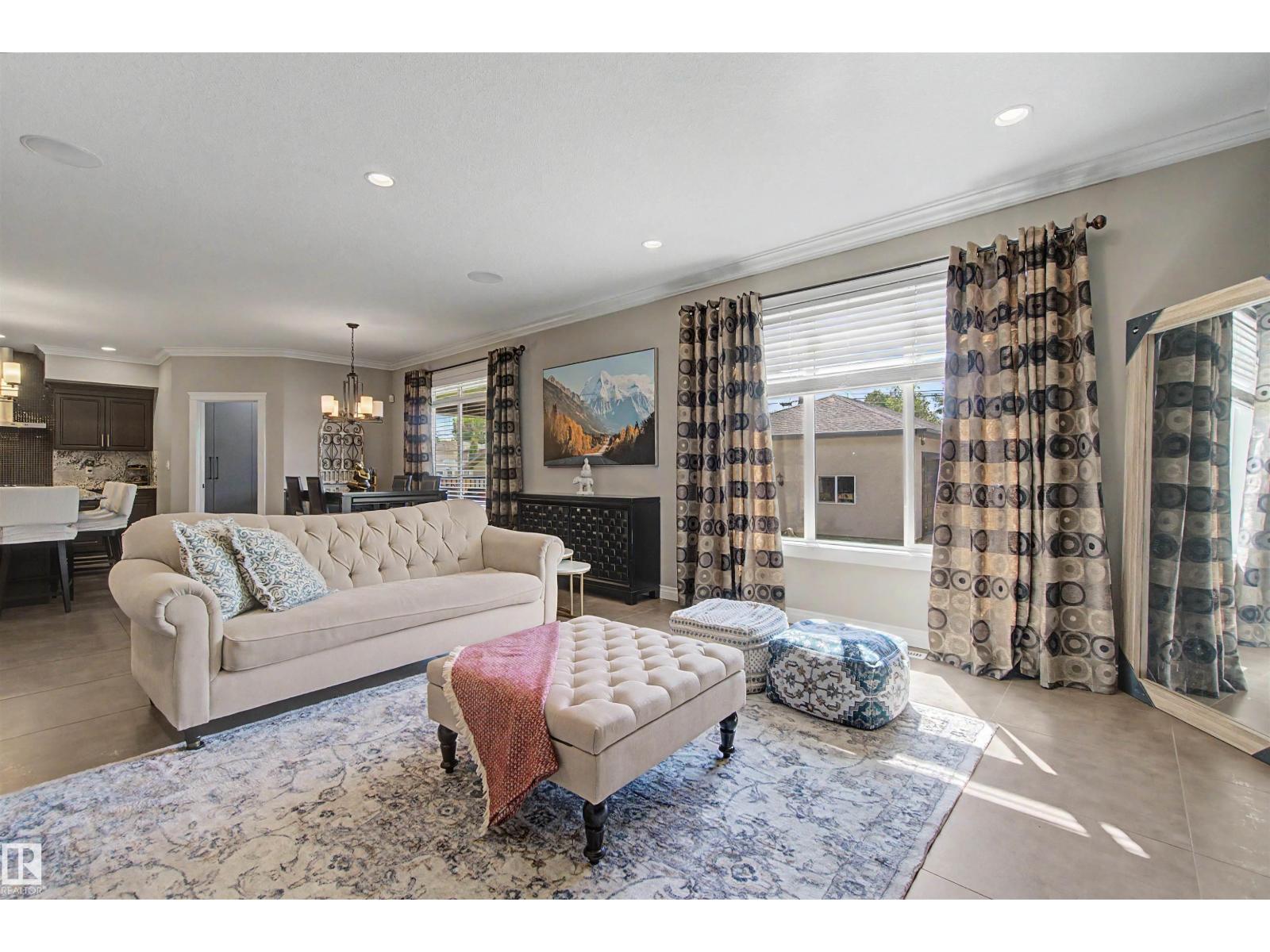 9746 153 ST NW - 19