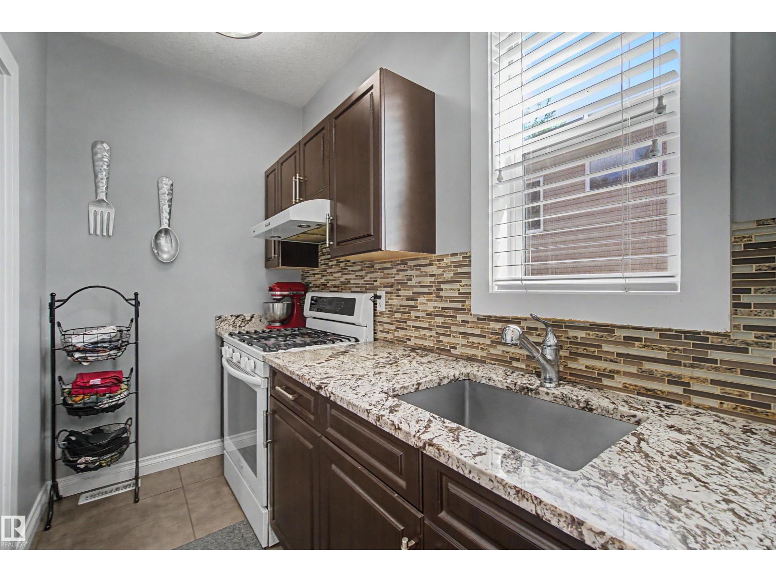 9746 153 ST NW - 30