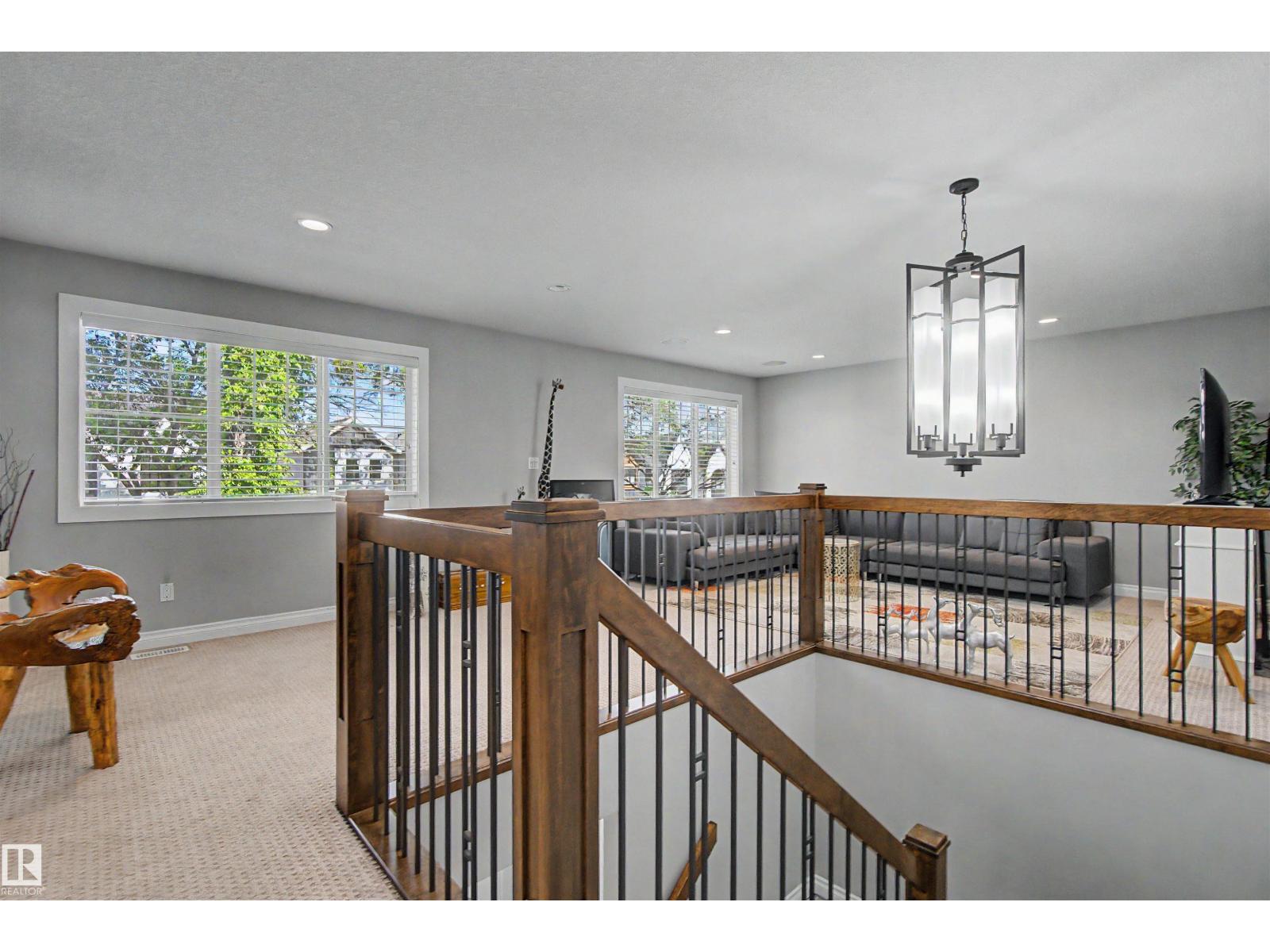 9746 153 ST NW - 38