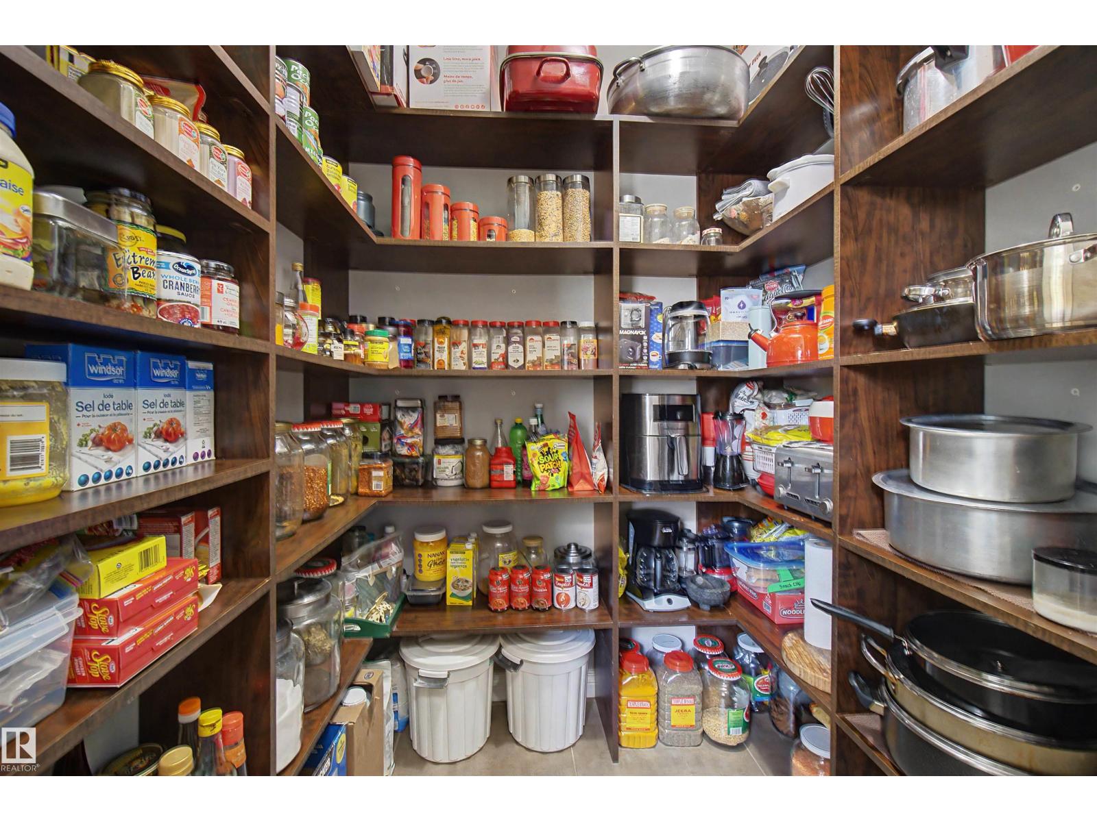9746 153 ST NW - 31