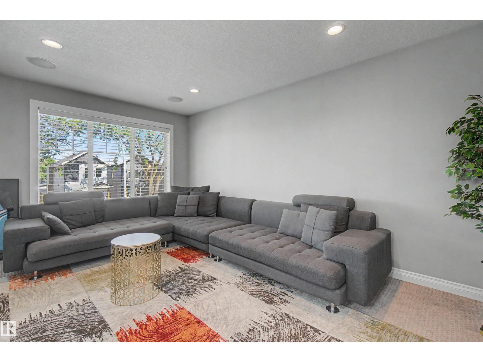 9746 153 ST NW - 42