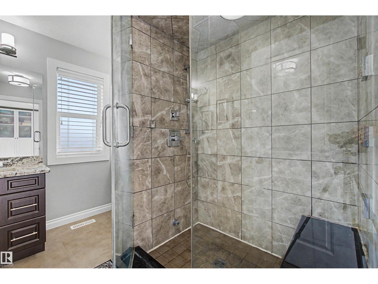 9746 153 ST NW - 54