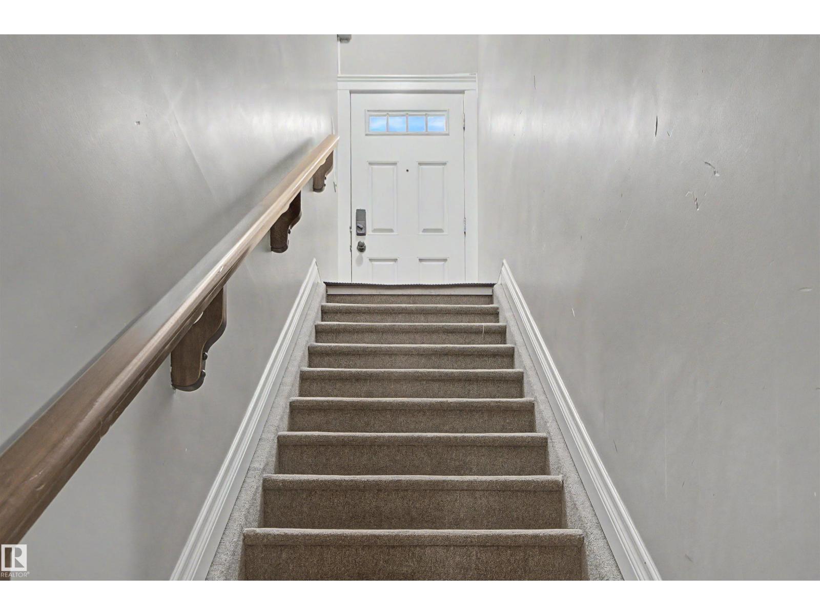 9746 153 ST NW - 64