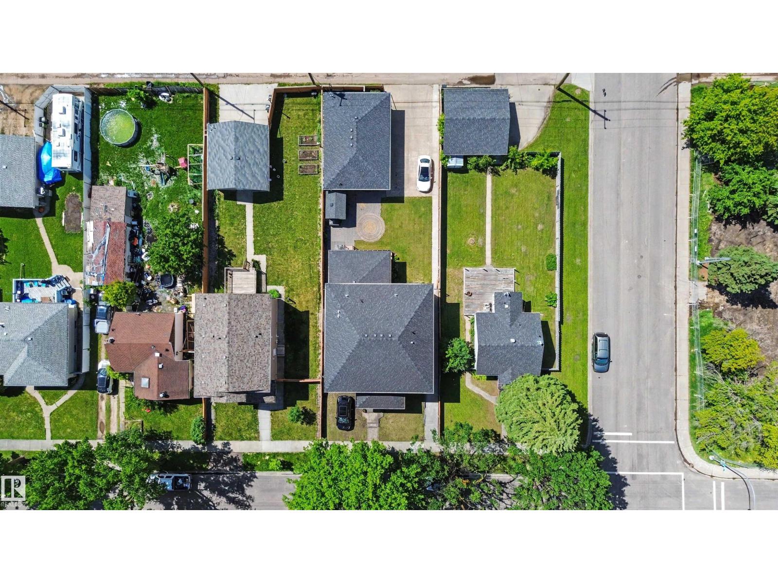 9746 153 ST NW - 71