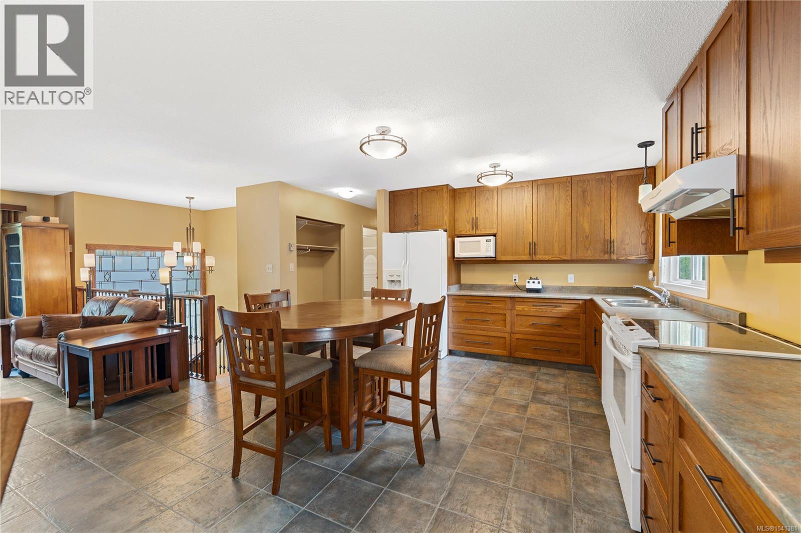 274 Emery Way - 30