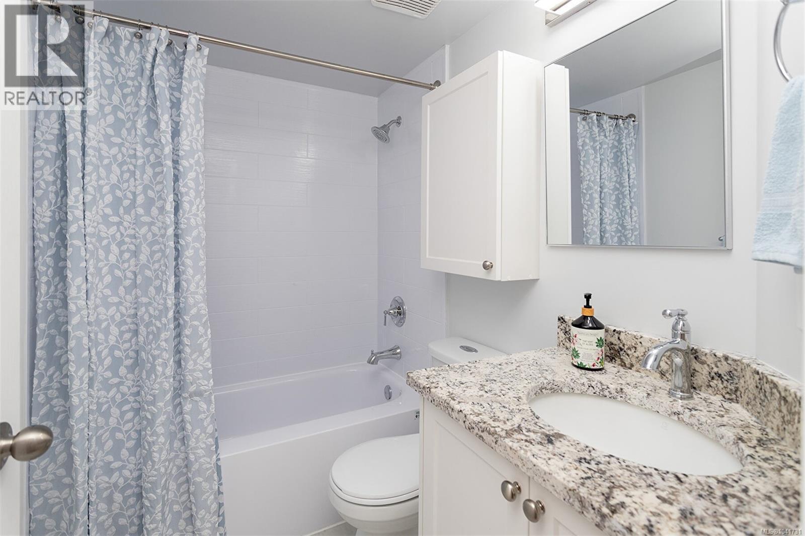 #108 898 Vernon Ave - 28