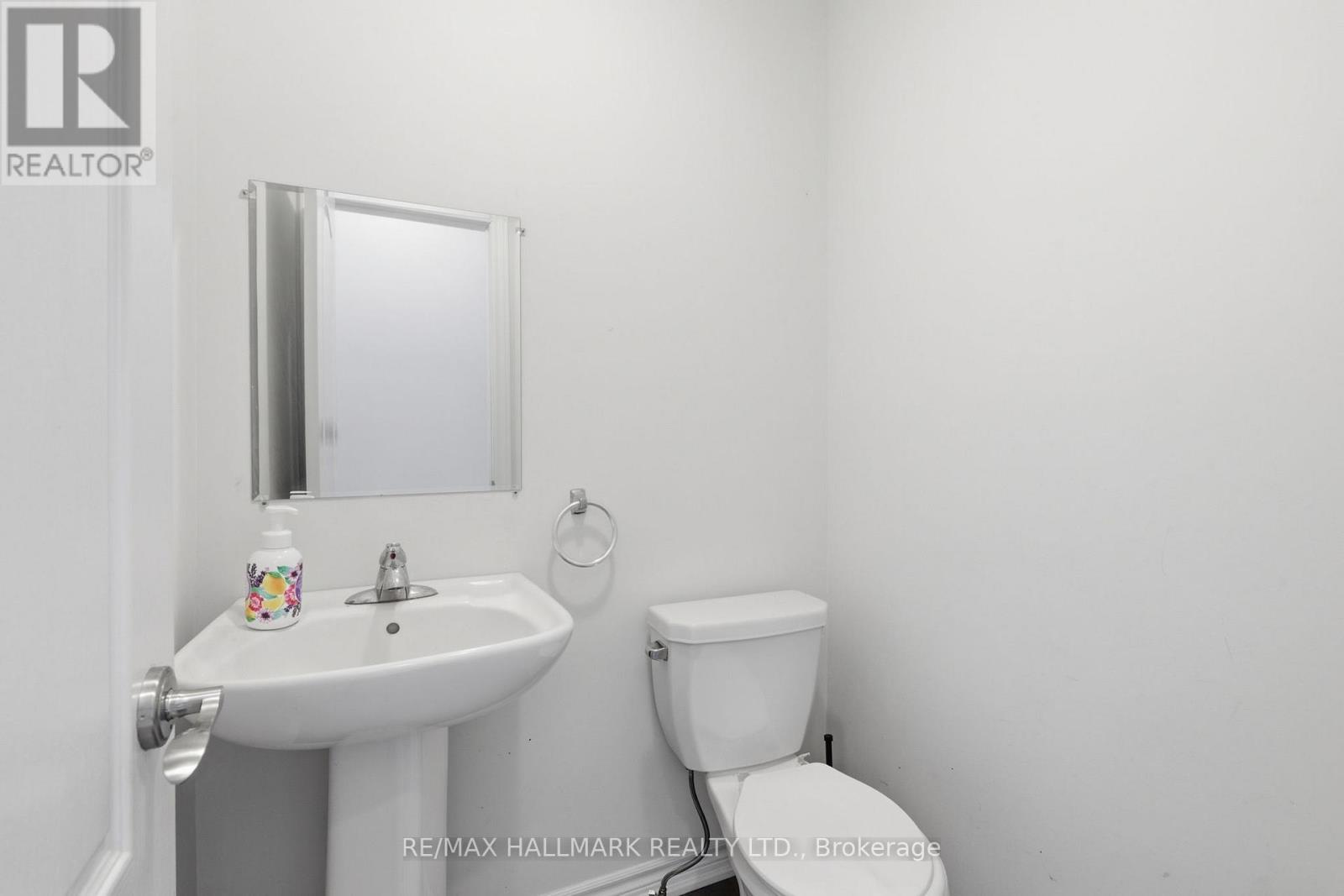 38 DENEB STREET - 13