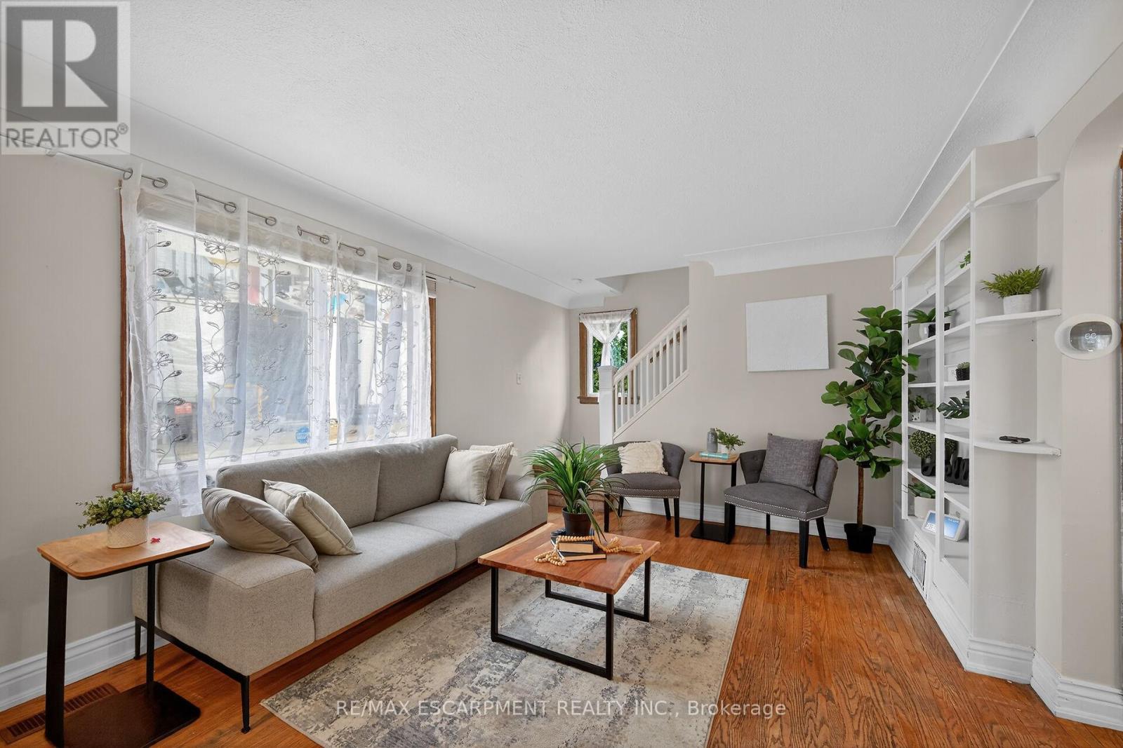144 HUNTER STREET W - 6