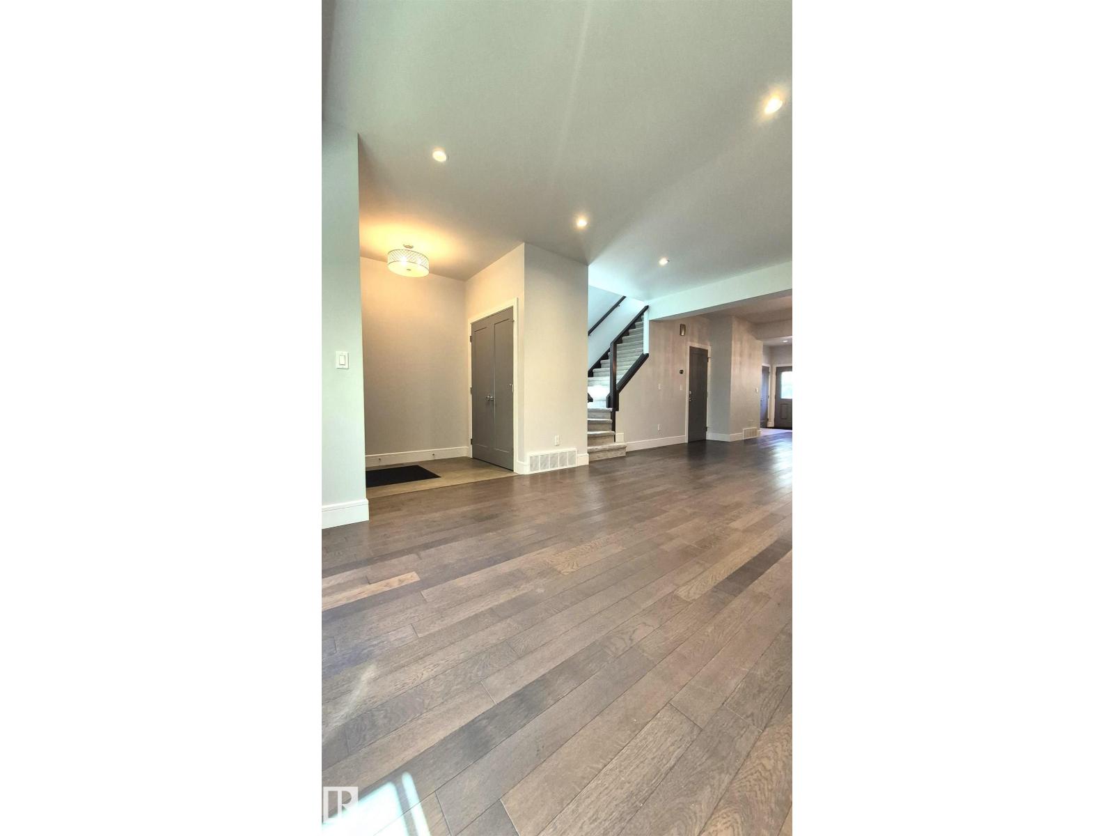 11246 78 AV NW - 13