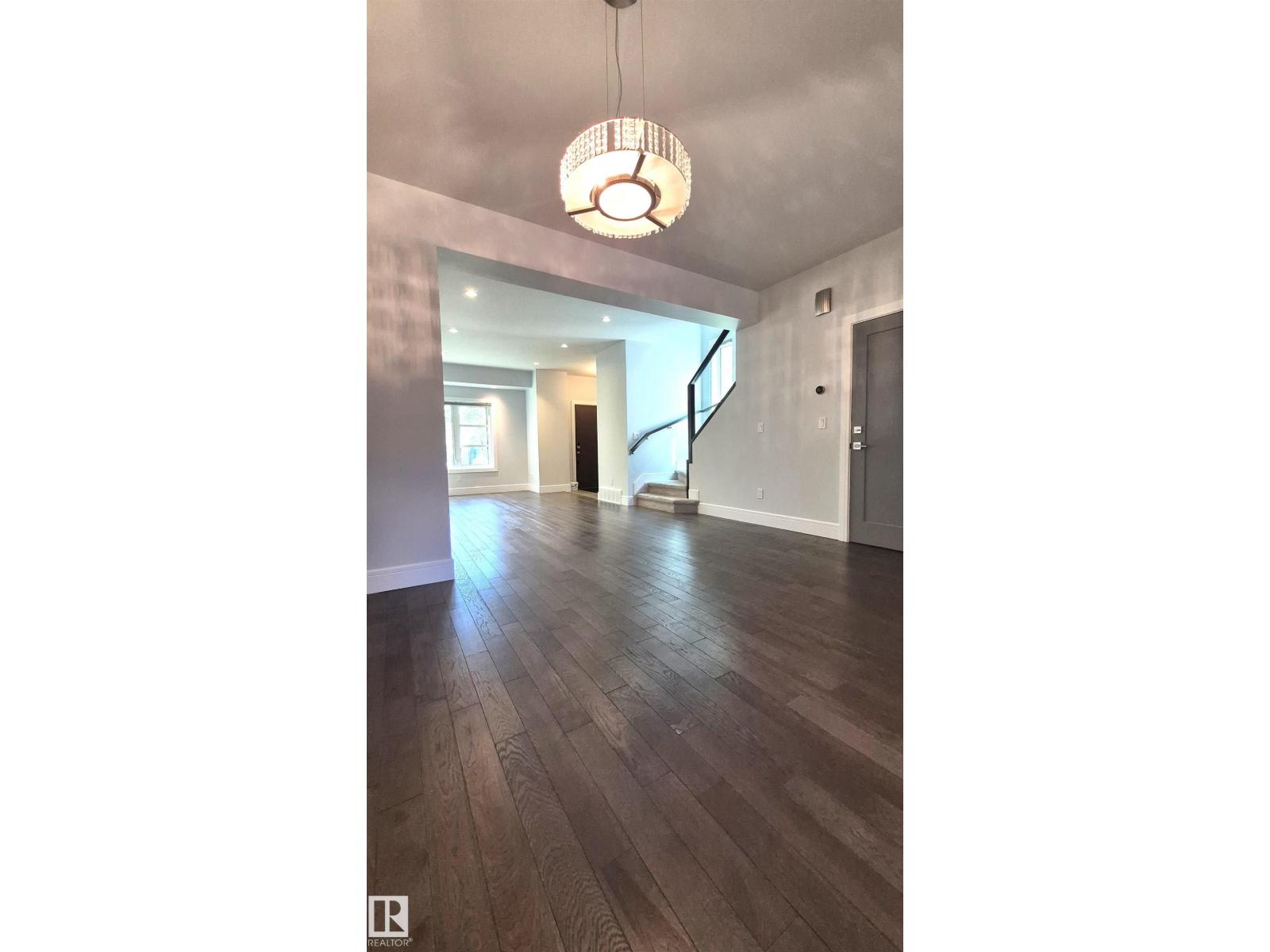 11246 78 AV NW - 15