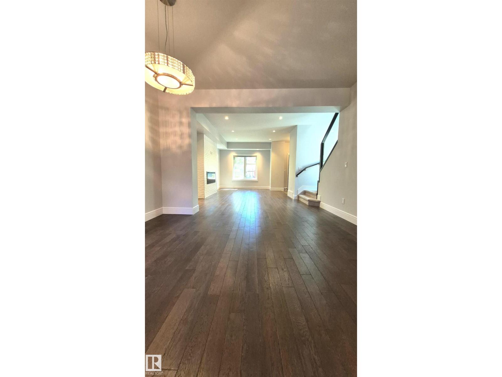 11246 78 AV NW - 18