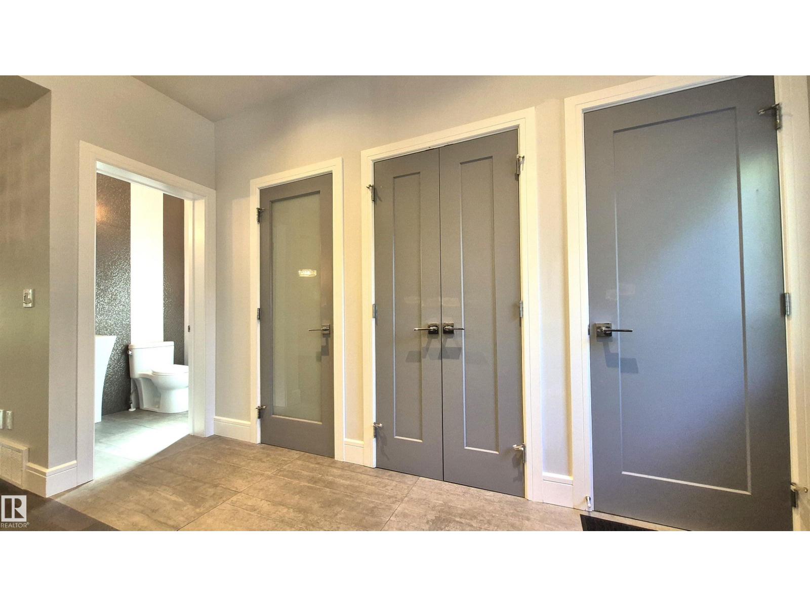 11246 78 AV NW - 25