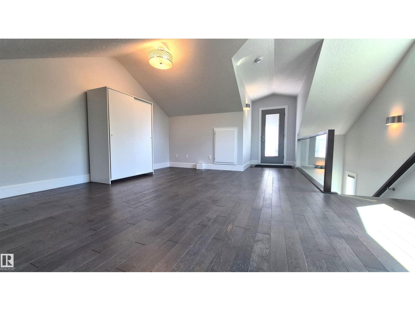 11246 78 AV NW - 56