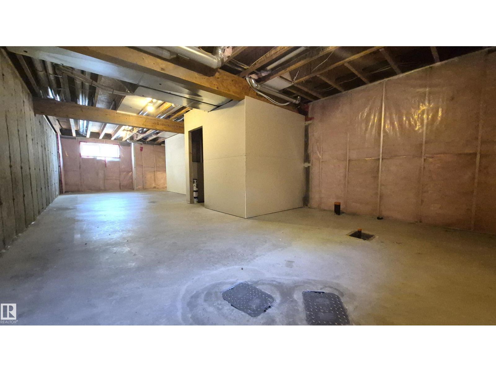 11246 78 AV NW - 63