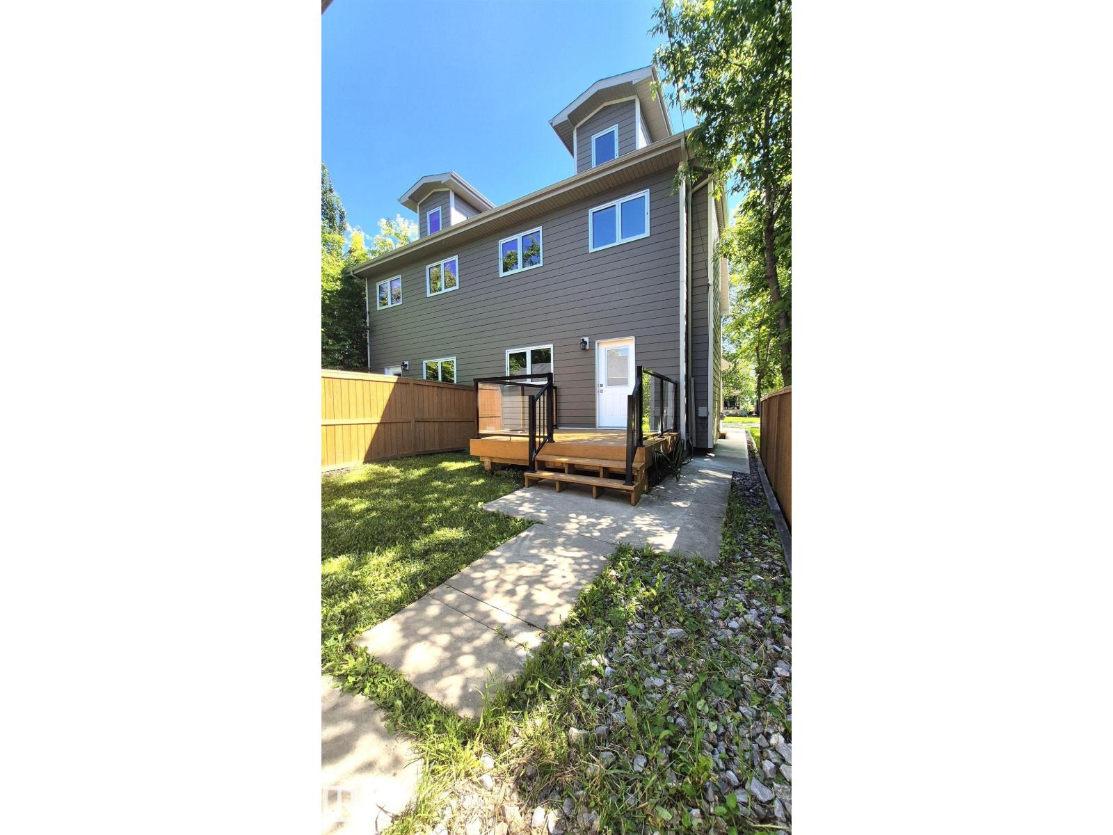 11246 78 AV NW - 71
