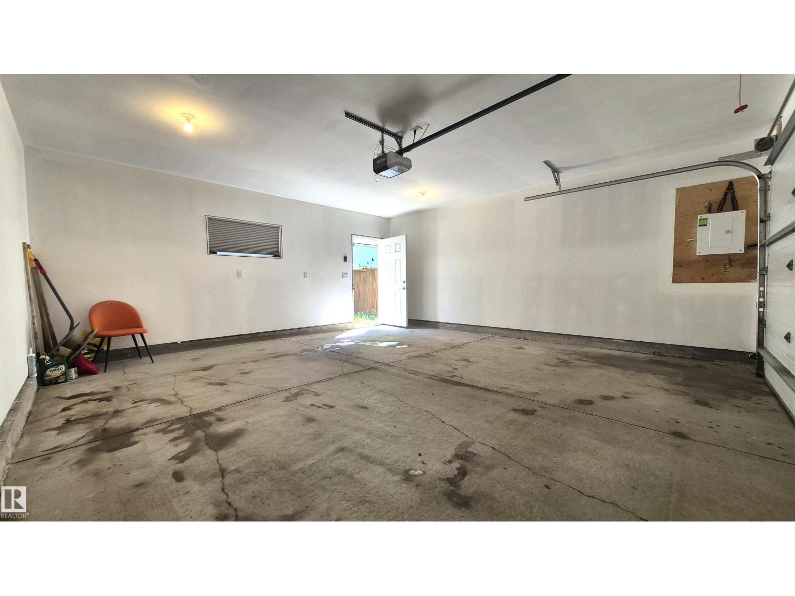 11246 78 AV NW - 72