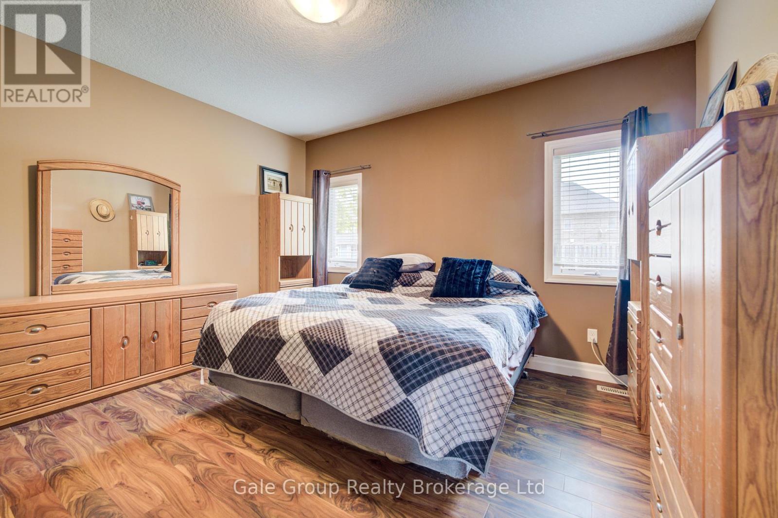 47 GRAYDON DRIVE - 20