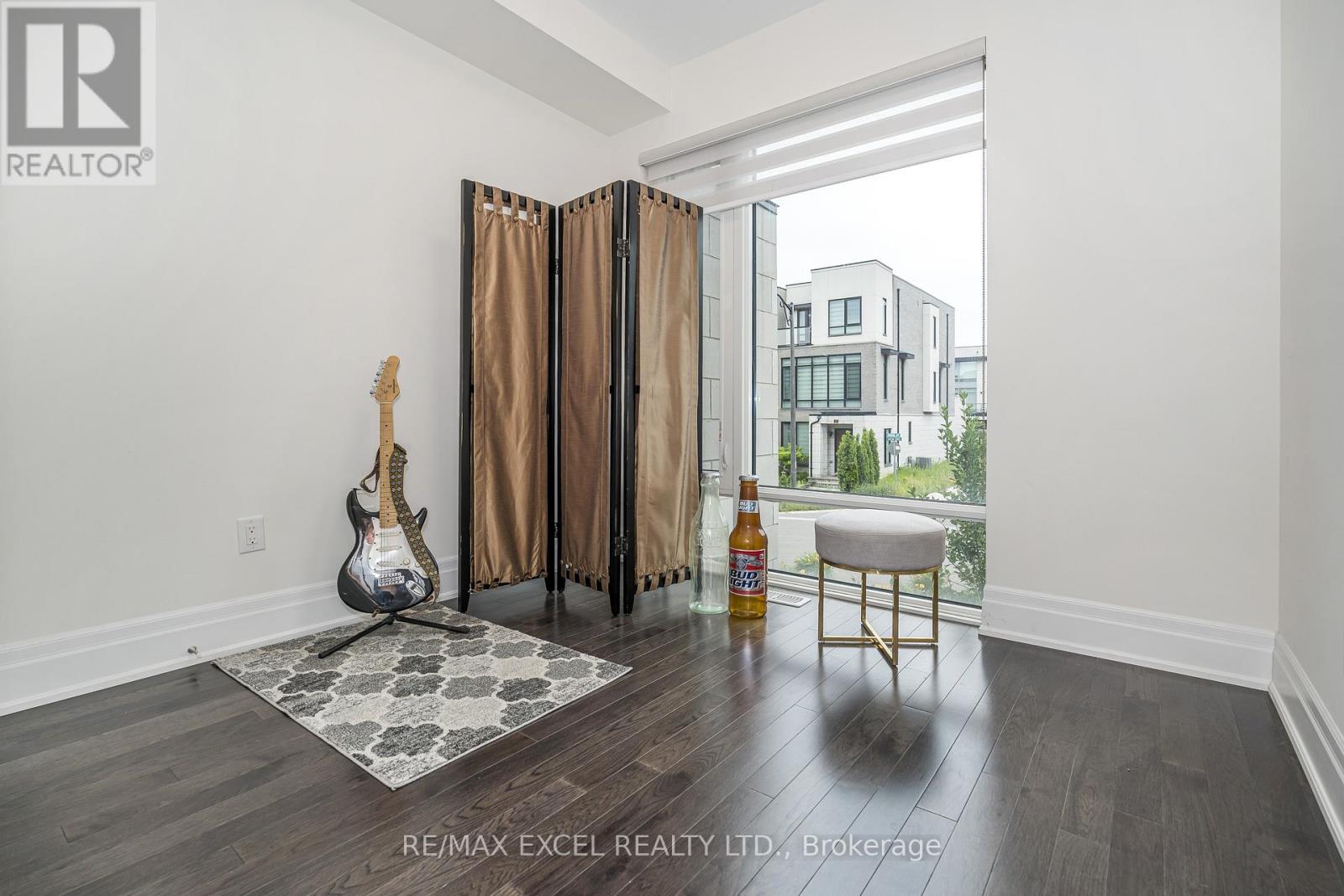 42 AYLIN CRESCENT - 5
