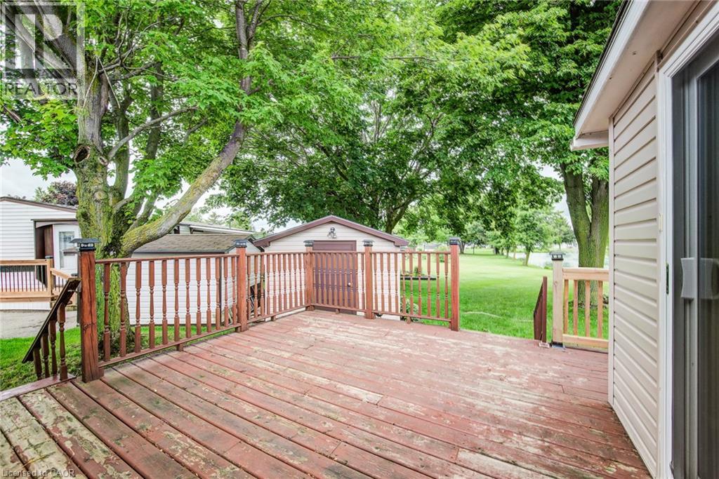 63 FAIRVIEW Crescent - 22