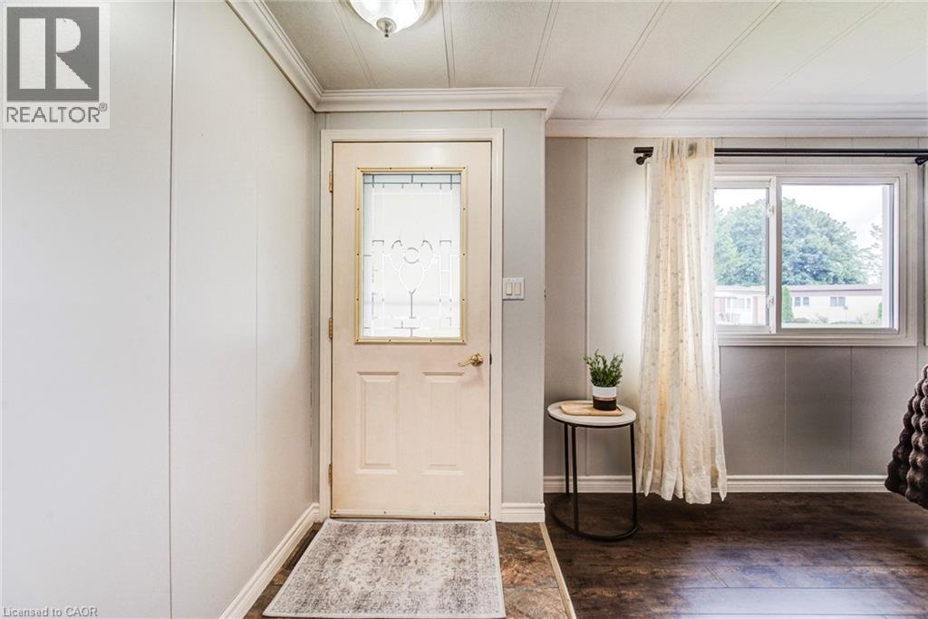 63 FAIRVIEW Crescent - 5