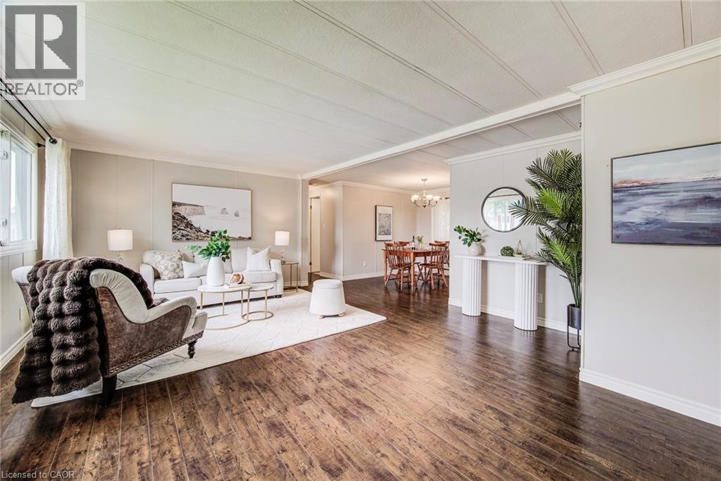 63 FAIRVIEW Crescent - 6