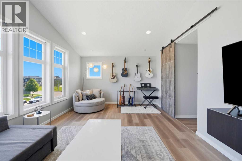 468 Mahogany Boulevard SE — photo 25