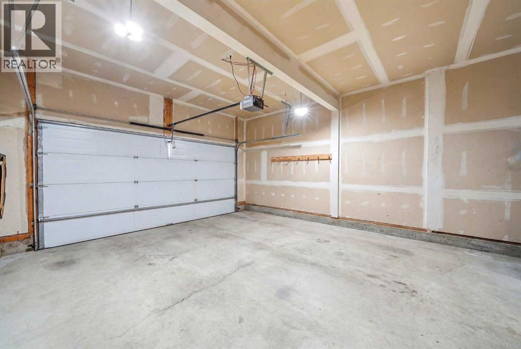 468 Mahogany Boulevard SE — photo 36