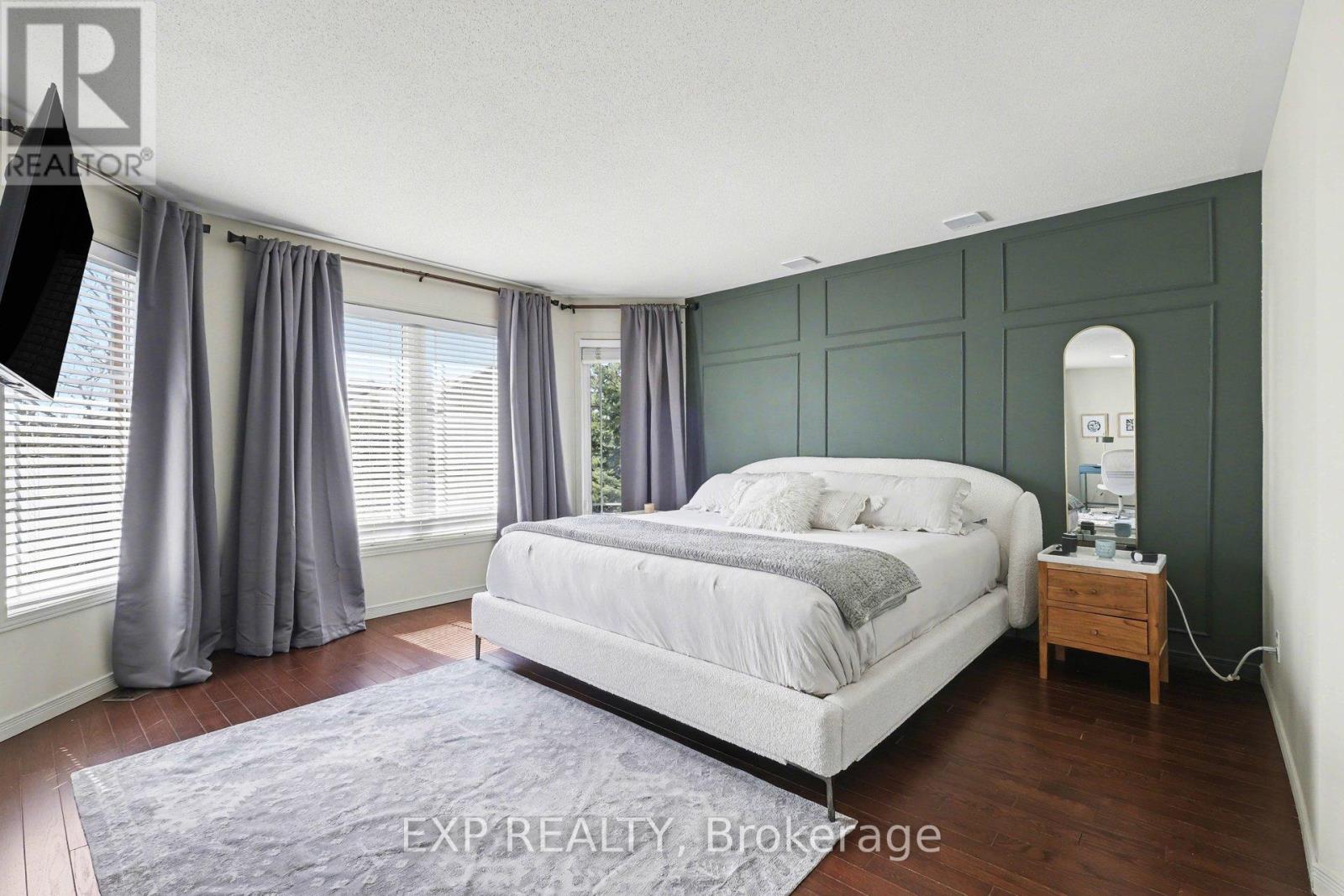281 SORENTO STREET - 15