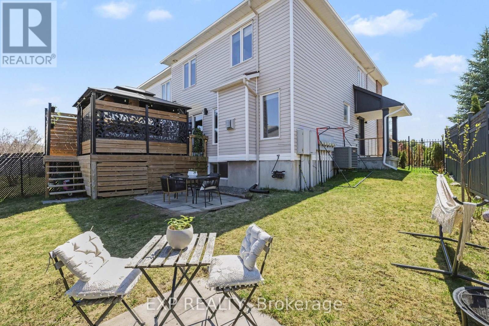 281 SORENTO STREET - 27