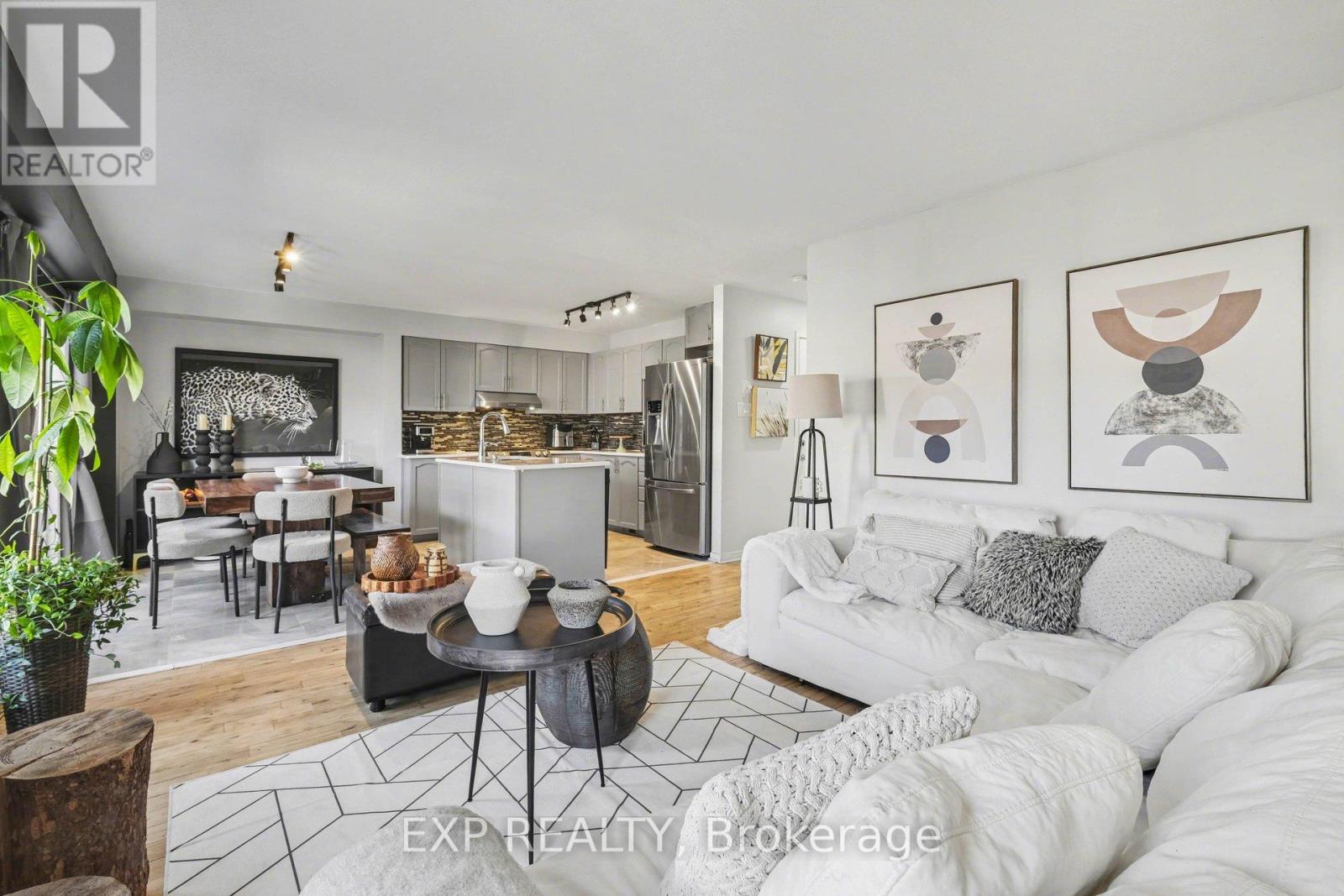 281 SORENTO STREET - 5