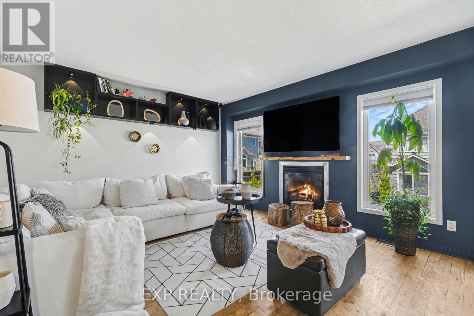 281 SORENTO STREET - 6