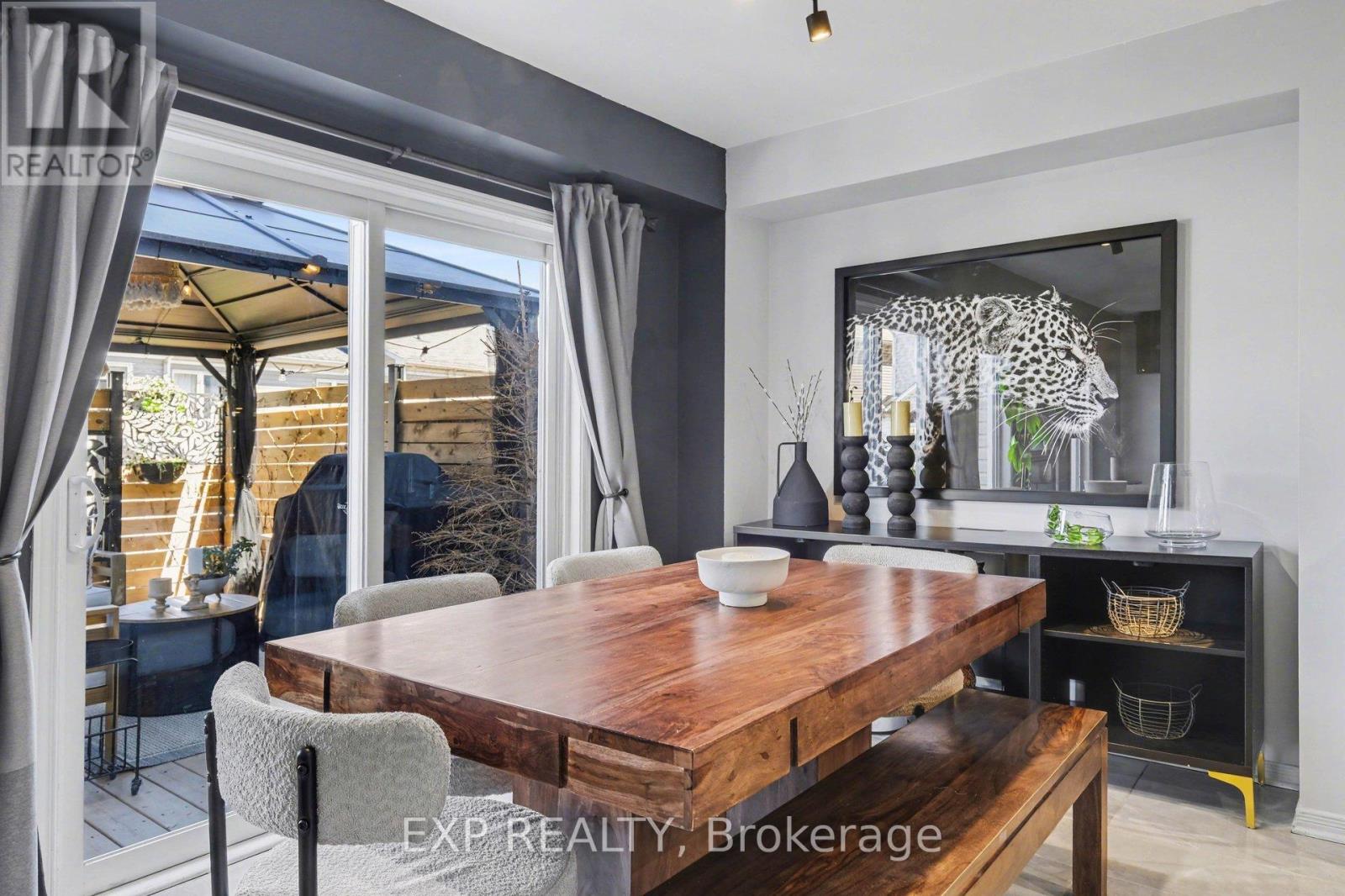 281 SORENTO STREET - 7